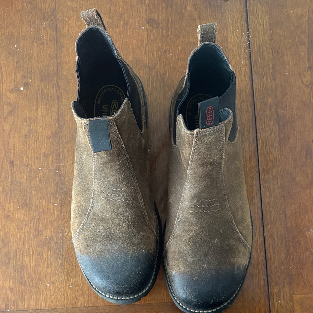 Women’s Brown Keen Utility Boot size 11